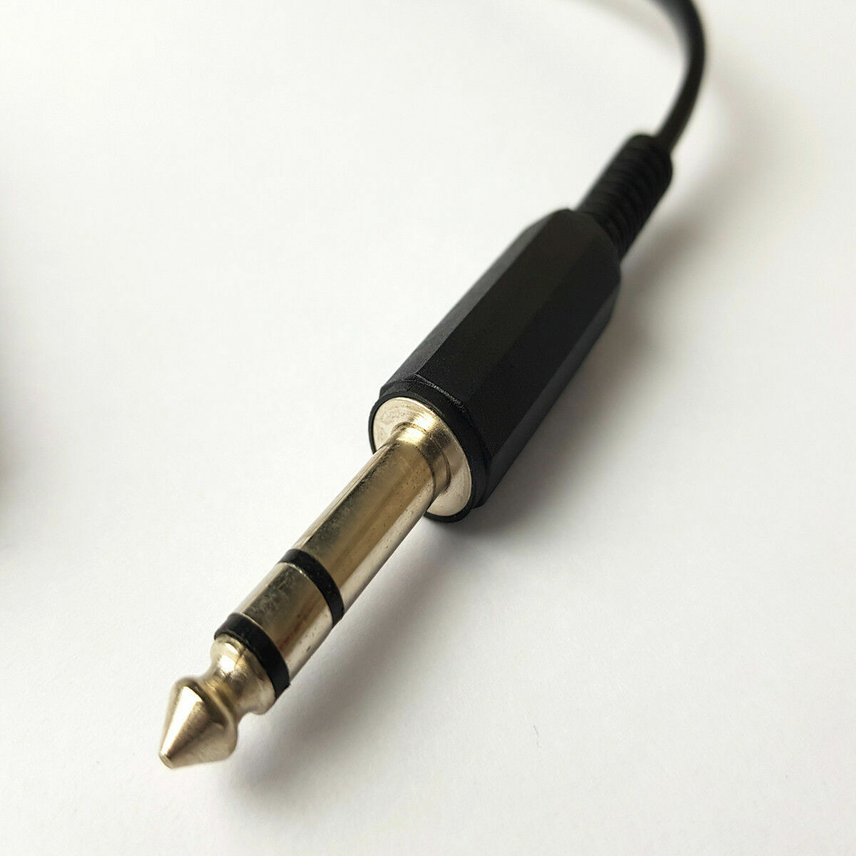 635mm-Stereo-Splitter-Cable-14-Plug-To-2-x-Jack-Socket-Headphone-Adapter-253973185634-2.jpg